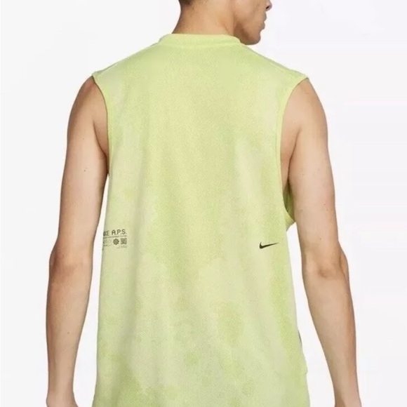 Nike Mens ADV APS Sleeveless Training Tank Volt Green Sz Large DX0928-113 - Picture 2 of 7